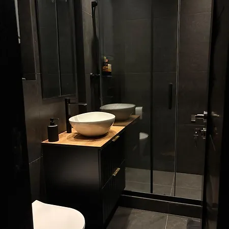 Baba Novac Nest - Modern ! *